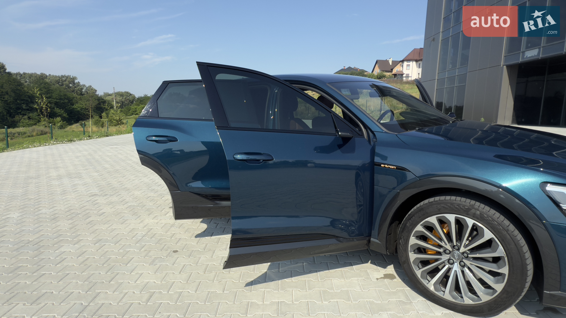 2019 Audi e-tron - мініатюра 11