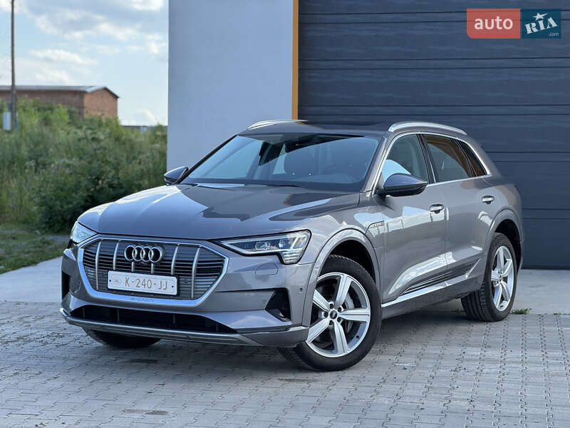 Audi e-tron 2021