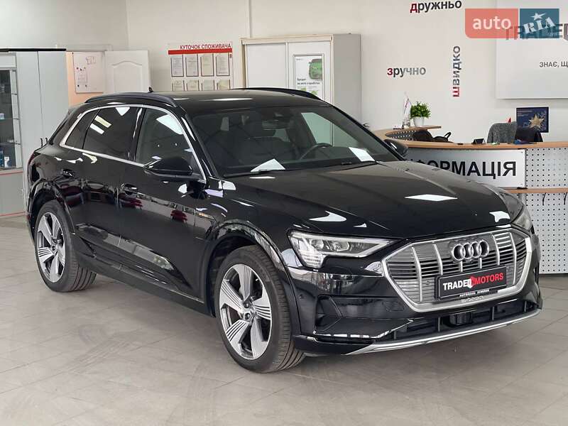 Внедорожник / Кроссовер Audi e-tron 2019 в Киеве