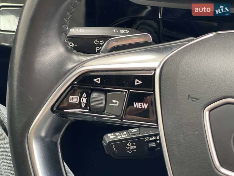 Внедорожник / Кроссовер Audi e-tron 2019 в Киеве