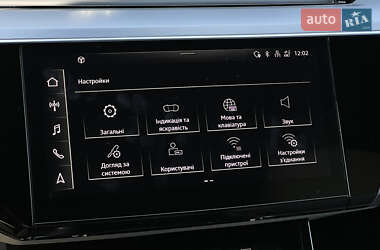 Внедорожник / Кроссовер Audi e-tron 2022 в 