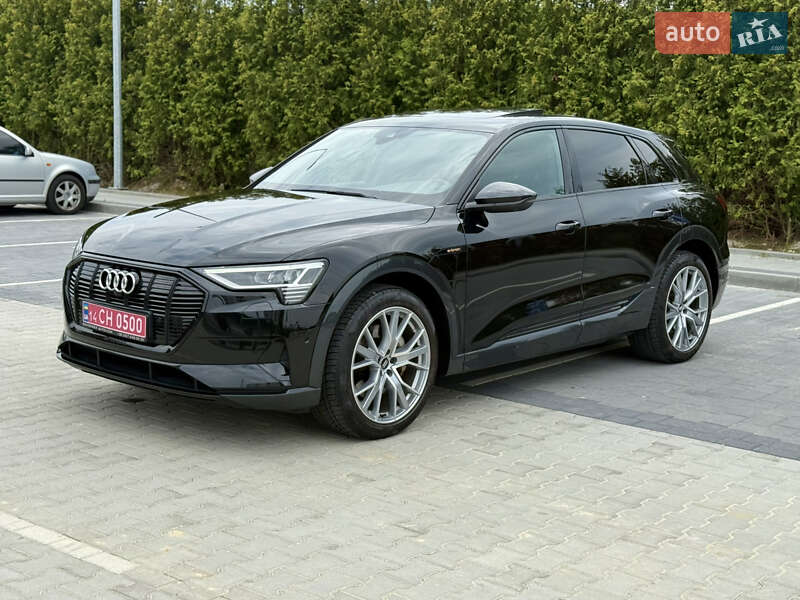 Позашляховик / Кросовер Audi e-tron 2020 в Городку