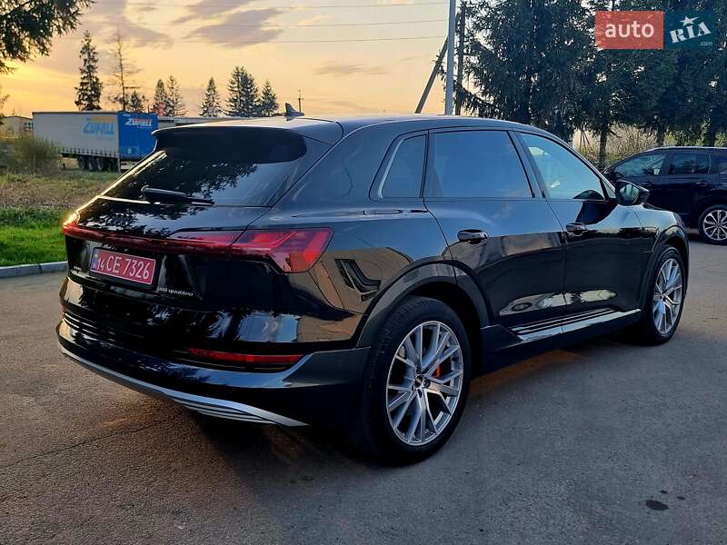 Внедорожник / Кроссовер Audi e-tron 2019 в Коломые