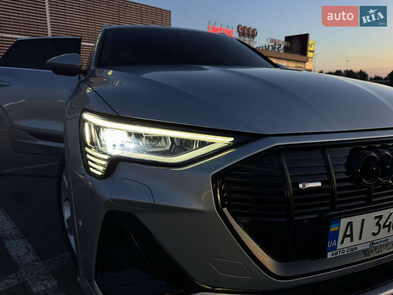 Позашляховик / Кросовер Audi e-tron 2019 в Києві