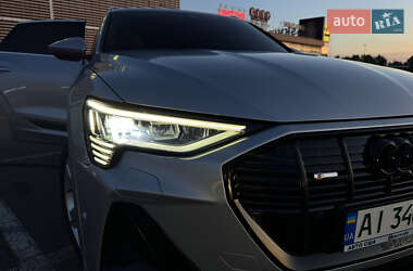 Внедорожник / Кроссовер Audi e-tron 2019 в 