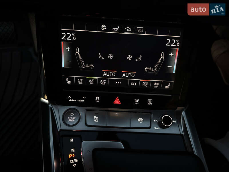 Позашляховик / Кросовер Audi e-tron 2019 в Києві