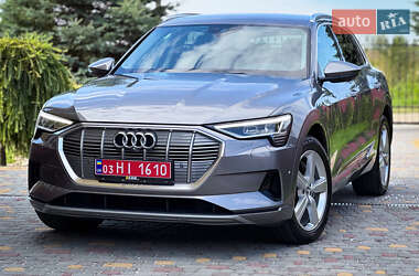 Позашляховик / Кросовер Audi e-tron 2020 в 