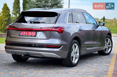 Позашляховик / Кросовер Audi e-tron 2020 в 