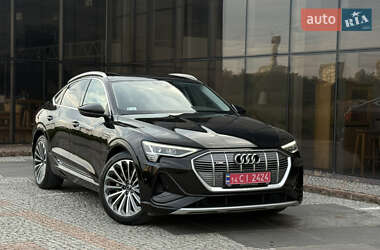 Внедорожник / Кроссовер Audi e-tron 2022 в 
