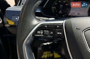 Внедорожник / Кроссовер Audi e-tron 2020 в 