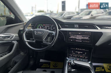 Позашляховик / Кросовер Audi e-tron 2020 в 