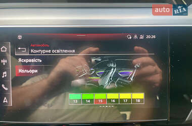 Внедорожник / Кроссовер Audi e-tron 2022 в 