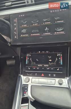 Внедорожник / Кроссовер Audi e-tron 2020 в 