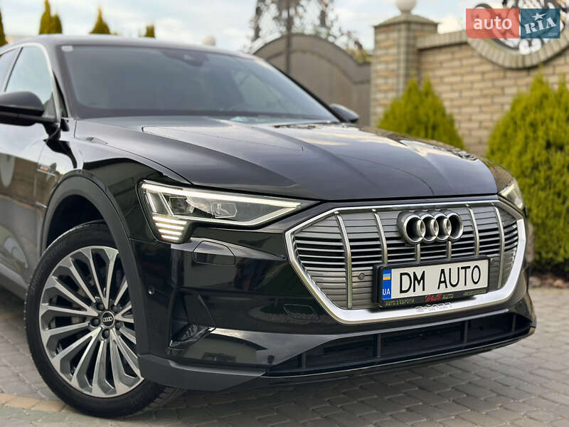 Внедорожник / Кроссовер Audi e-tron 2022 в Тернополе