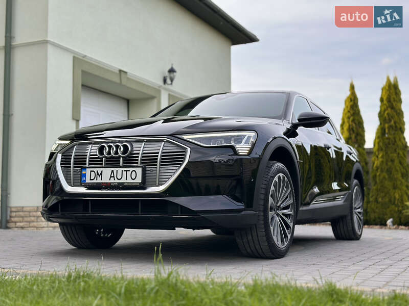 Внедорожник / Кроссовер Audi e-tron 2022 в Тернополе