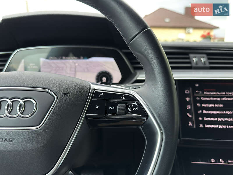Внедорожник / Кроссовер Audi e-tron 2022 в Тернополе
