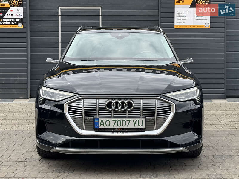 Внедорожник / Кроссовер Audi e-tron 2019 в Мукачево