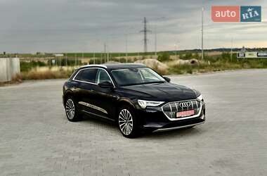 Внедорожник / Кроссовер Audi e-tron 2019 в 