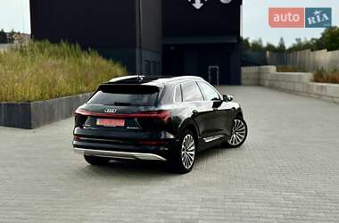 Внедорожник / Кроссовер Audi e-tron 2019 в 