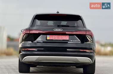 Внедорожник / Кроссовер Audi e-tron 2019 в 