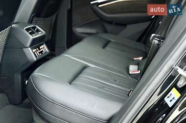 Внедорожник / Кроссовер Audi e-tron 2019 в 