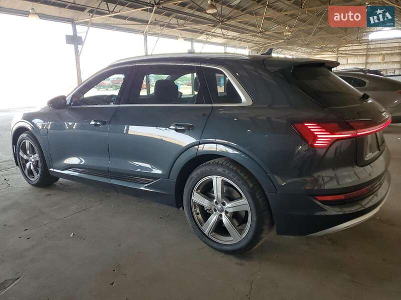 Позашляховик / Кросовер Audi e-tron 2019 в Львові