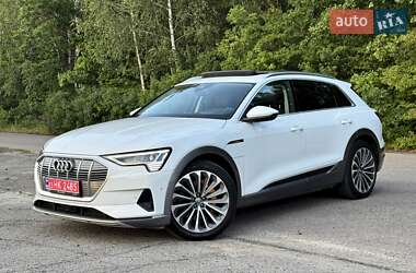 Внедорожник / Кроссовер Audi e-tron 2019 в Киеве