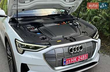 Внедорожник / Кроссовер Audi e-tron 2019 в 