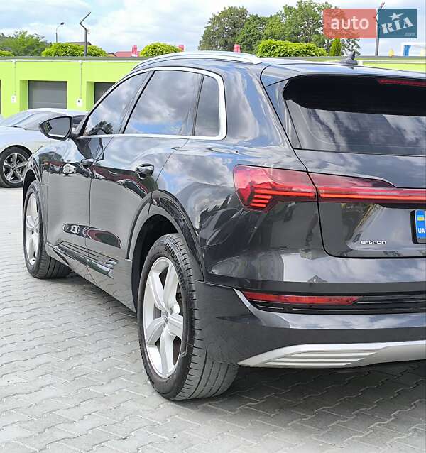 Внедорожник / Кроссовер Audi e-tron 2019 в Каменец-Подольском