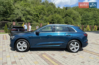 Внедорожник / Кроссовер Audi e-tron 2019 в 