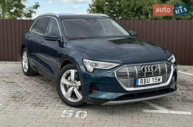 Внедорожник / Кроссовер Audi e-tron 2020 в 
