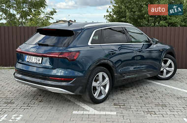 Внедорожник / Кроссовер Audi e-tron 2020 в 