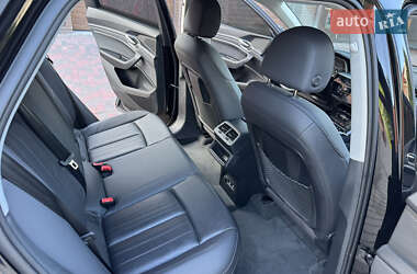 Внедорожник / Кроссовер Audi e-tron 2023 в 