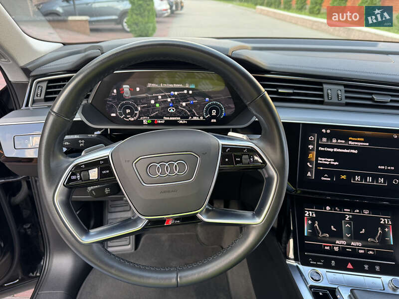 Позашляховик / Кросовер Audi e-tron 2023 в Хмельницькому
