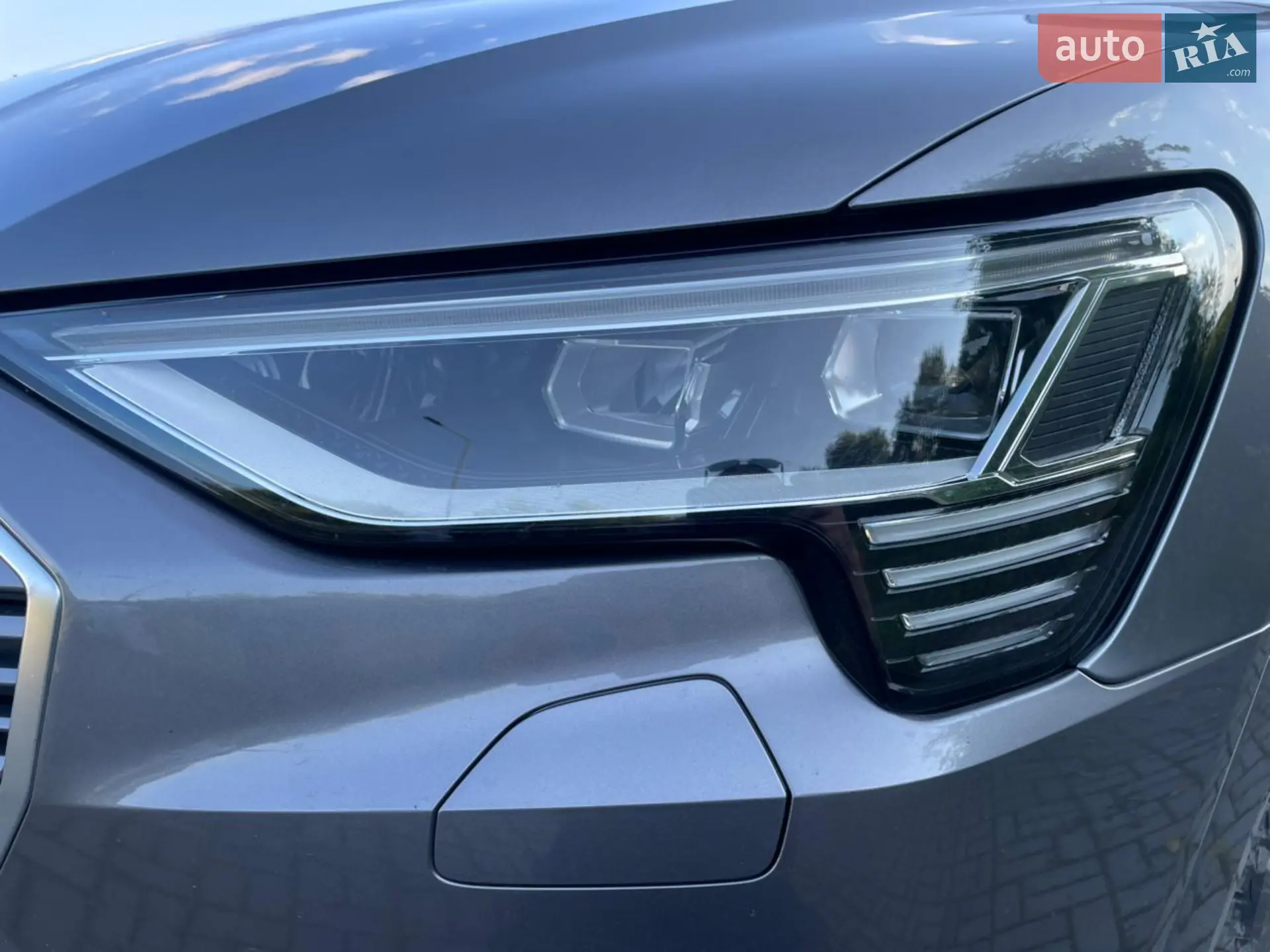 2019 Audi e-tron - мініатюра 14