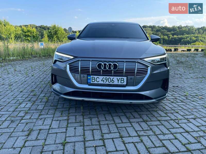 Внедорожник / Кроссовер Audi e-tron 2019 в Львове