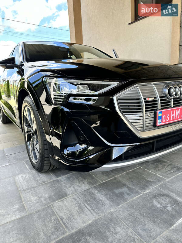 Внедорожник / Кроссовер Audi e-tron 2023 в Киеве