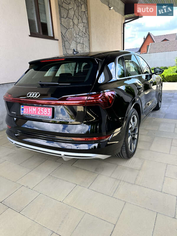 Внедорожник / Кроссовер Audi e-tron 2023 в Киеве