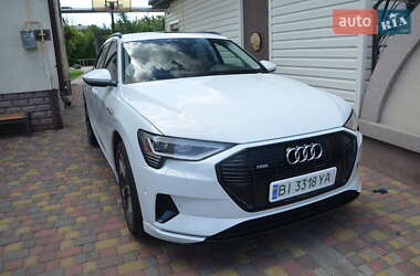 Внедорожник / Кроссовер Audi e-tron 2020 в 