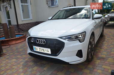Внедорожник / Кроссовер Audi e-tron 2020 в 