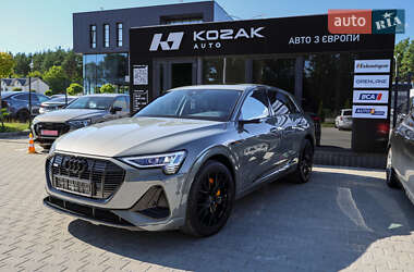 Позашляховик / Кросовер Audi e-tron 2022 в Львові