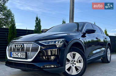 Внедорожник / Кроссовер Audi e-tron 2020 в 