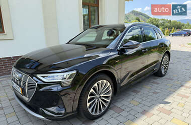Внедорожник / Кроссовер Audi e-tron 2020 в 