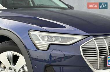 Внедорожник / Кроссовер Audi e-tron 2020 в 