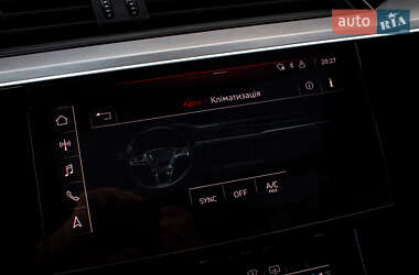 Внедорожник / Кроссовер Audi e-tron 2020 в 