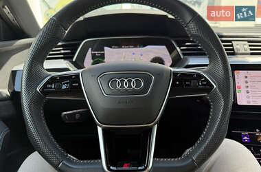 Внедорожник / Кроссовер Audi e-tron 2019 в 