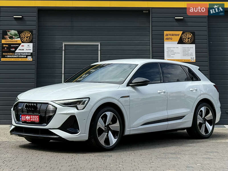 Audi e-tron 2022