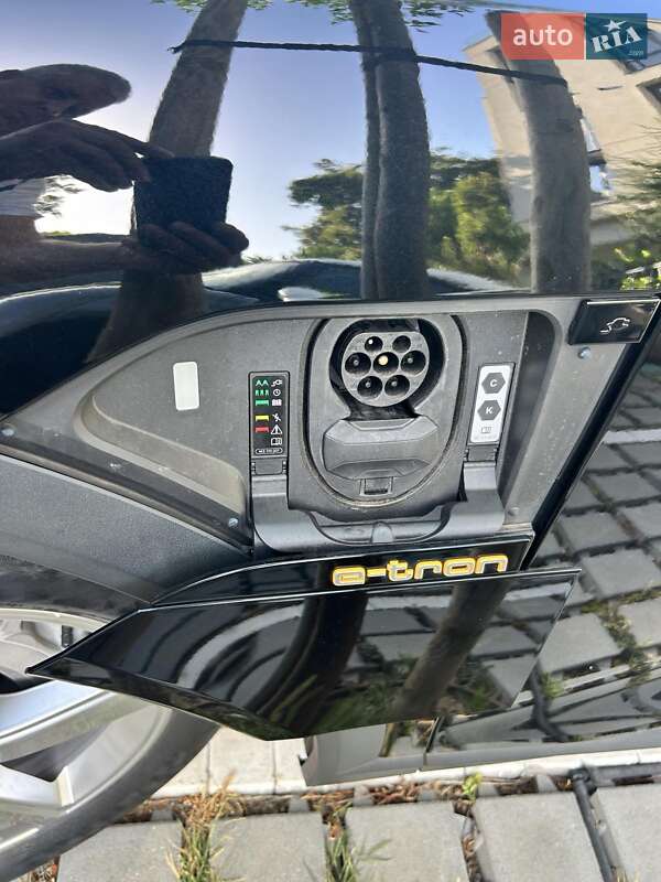 Внедорожник / Кроссовер Audi e-tron 2021 в Одессе фото 10 Внедорожник / Кроссовер Audi e-tron 2021 в Одессе