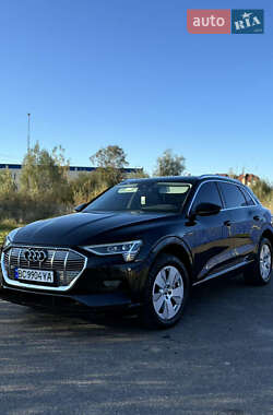 Позашляховик / Кросовер Audi e-tron 2019 в Івано-Франківську