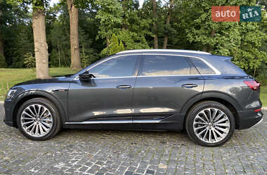 Внедорожник / Кроссовер Audi e-tron 2019 в 